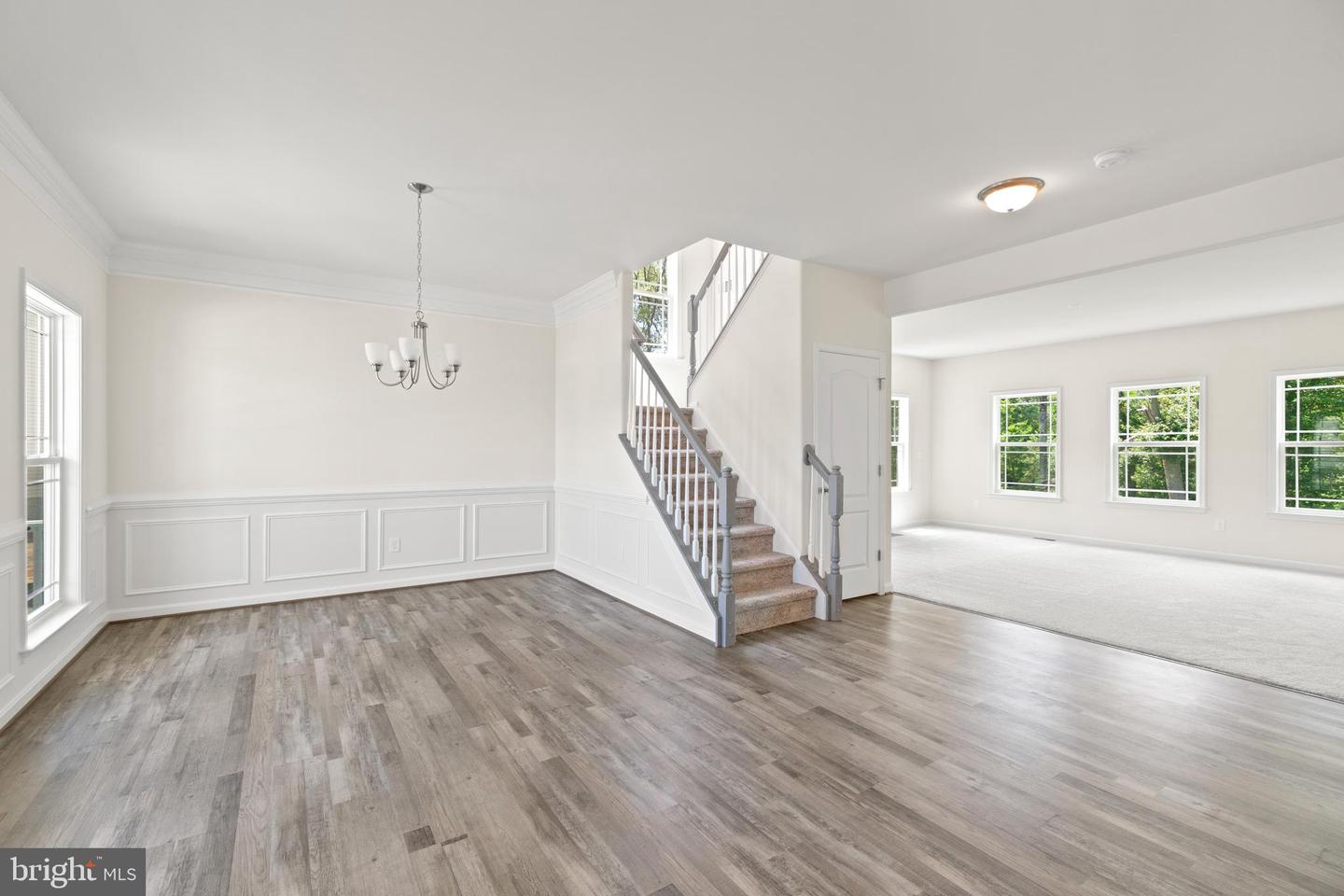 13 Bel Plains DRIVE
