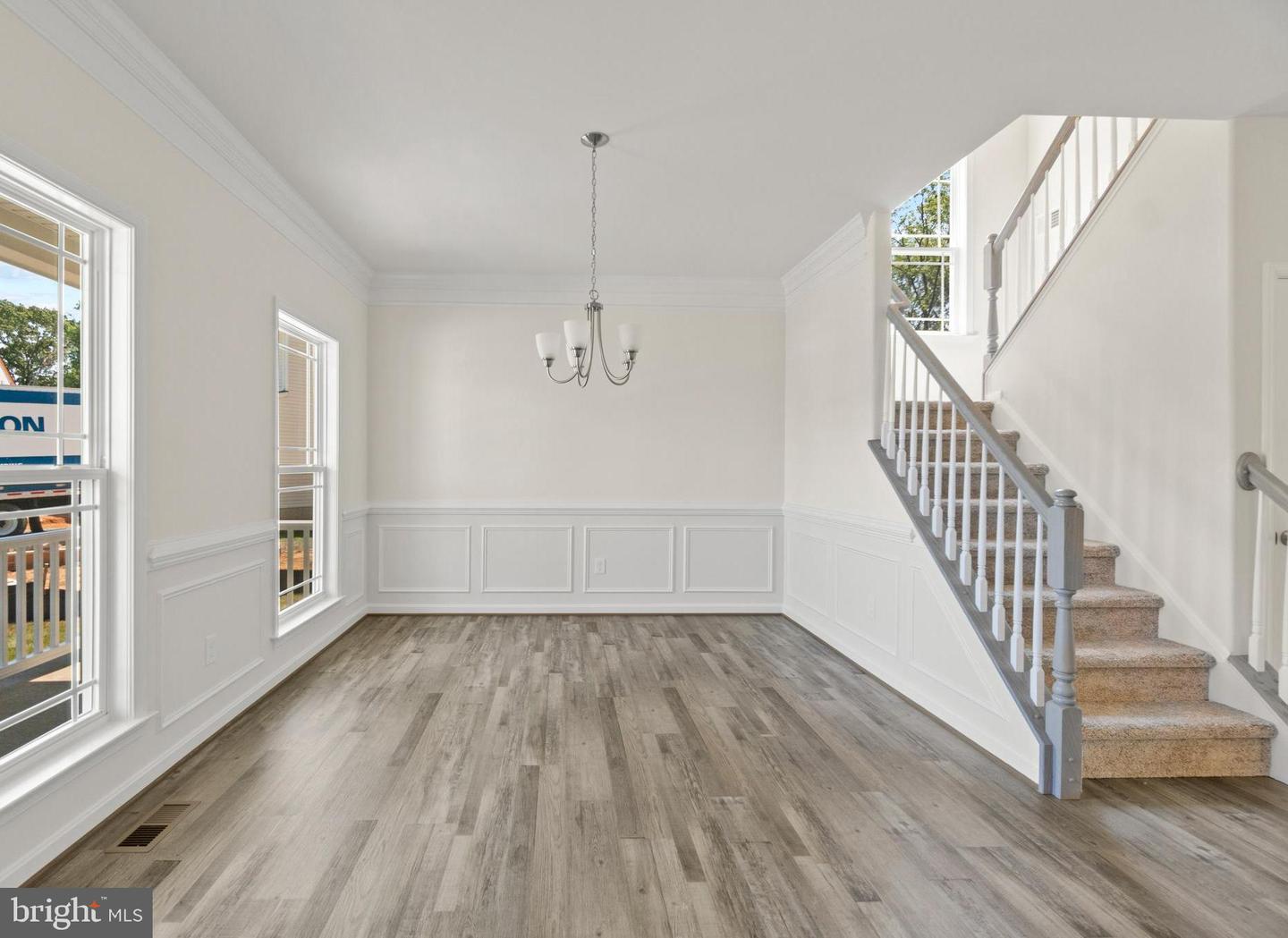 13 Bel Plains DRIVE