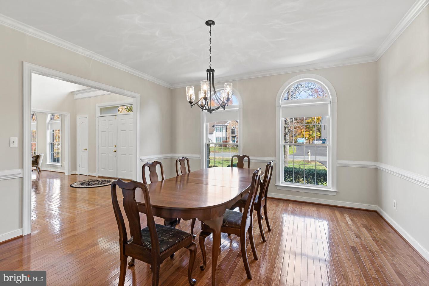 43 Lightfoot DRIVE