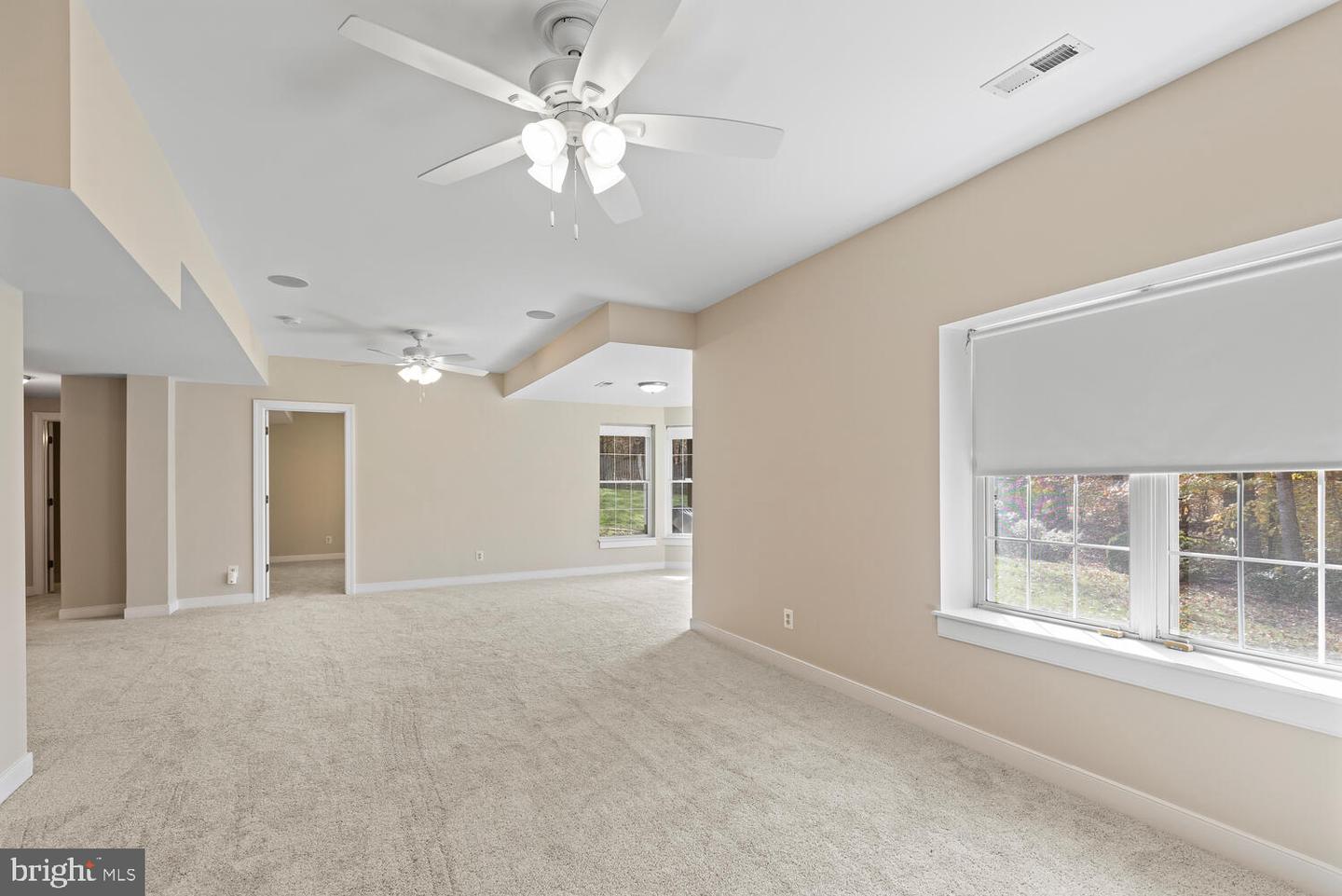 43 Lightfoot DRIVE