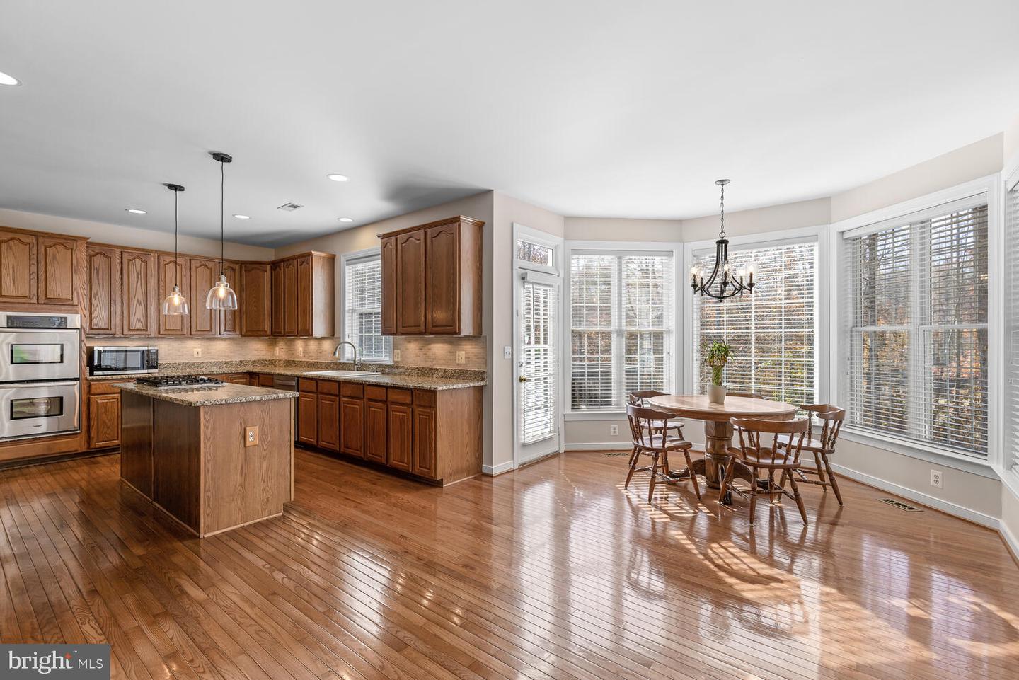 43 Lightfoot DRIVE
