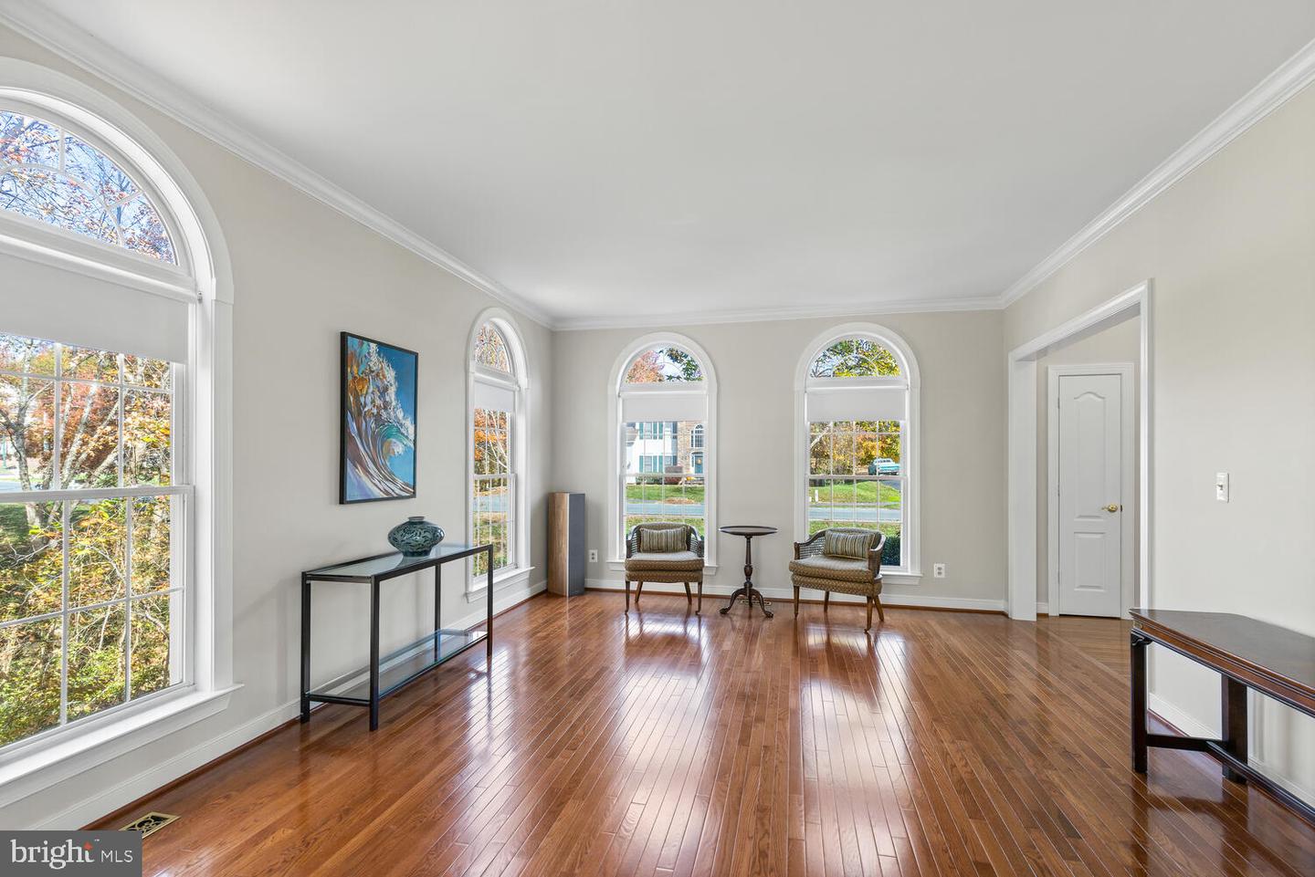 43 Lightfoot DRIVE