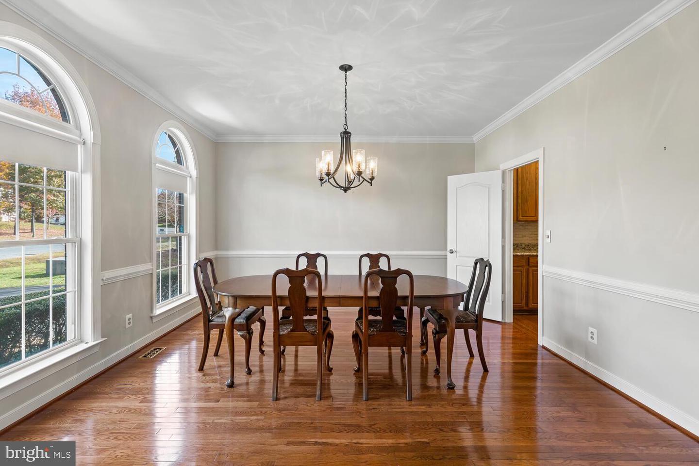 43 Lightfoot DRIVE