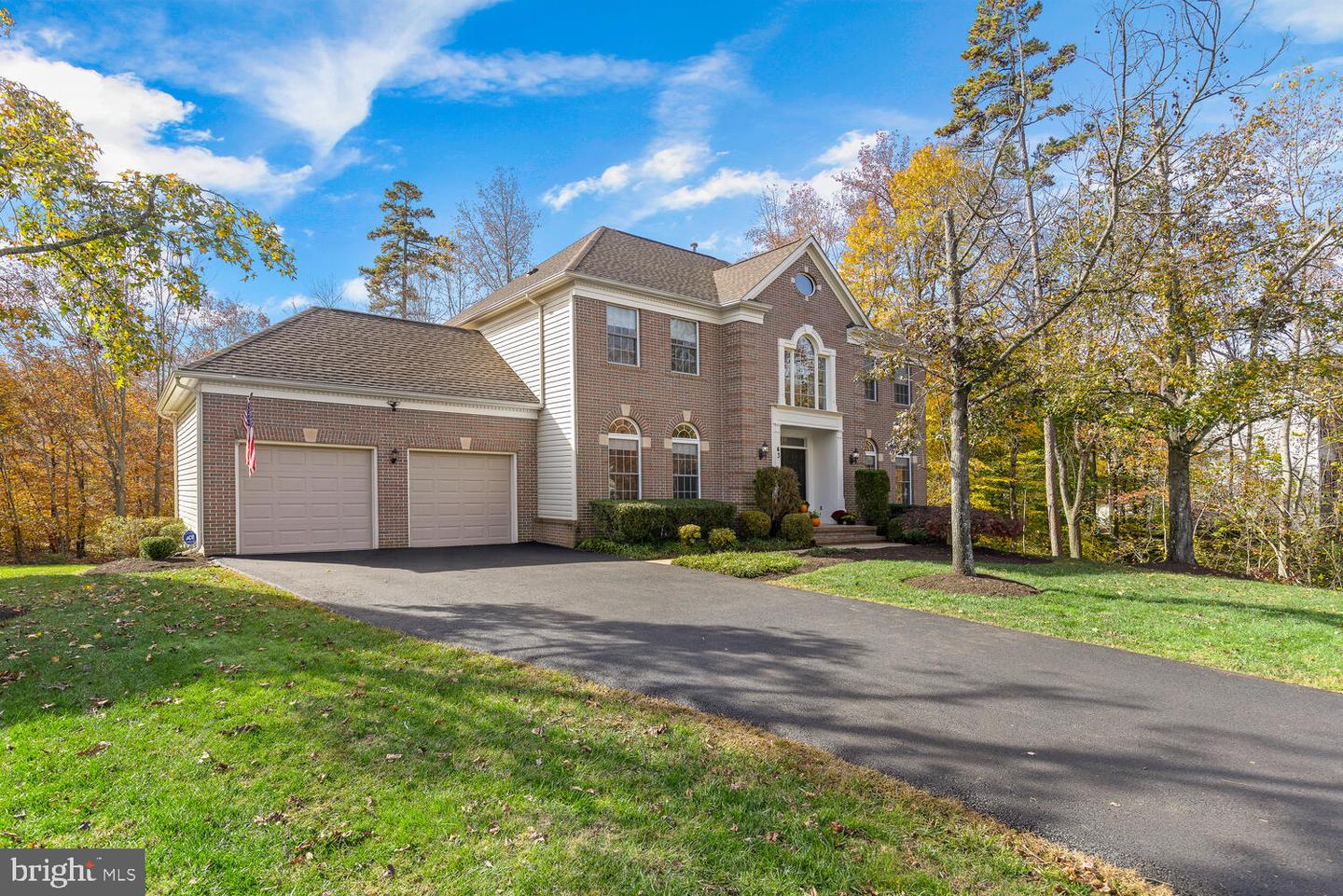 43 Lightfoot DRIVE