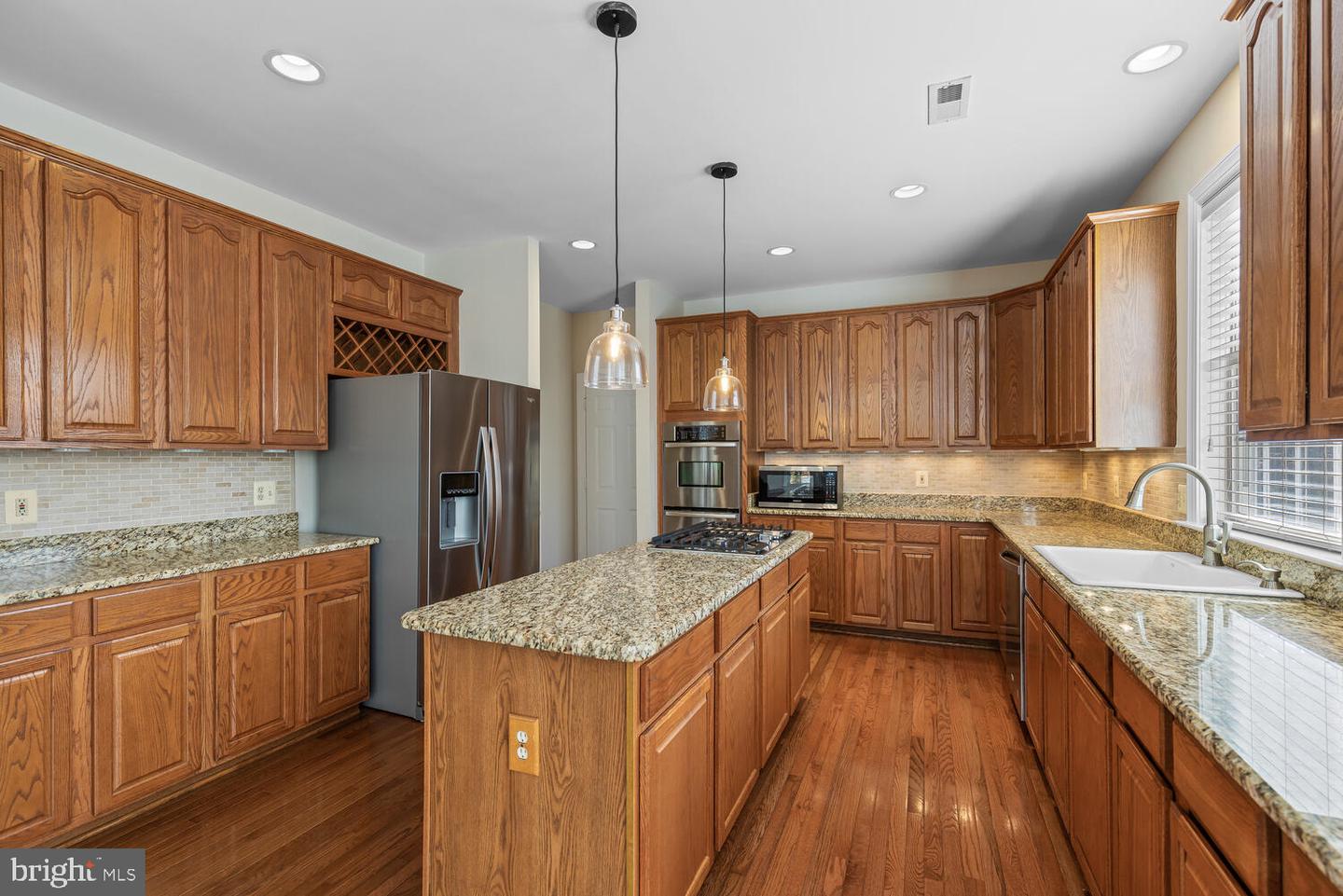 43 Lightfoot DRIVE