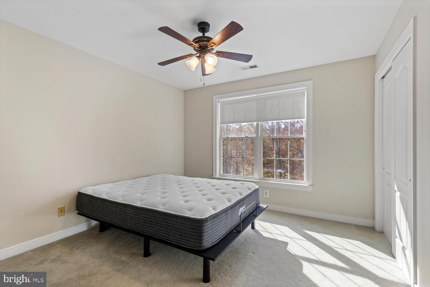 43 Lightfoot DRIVE