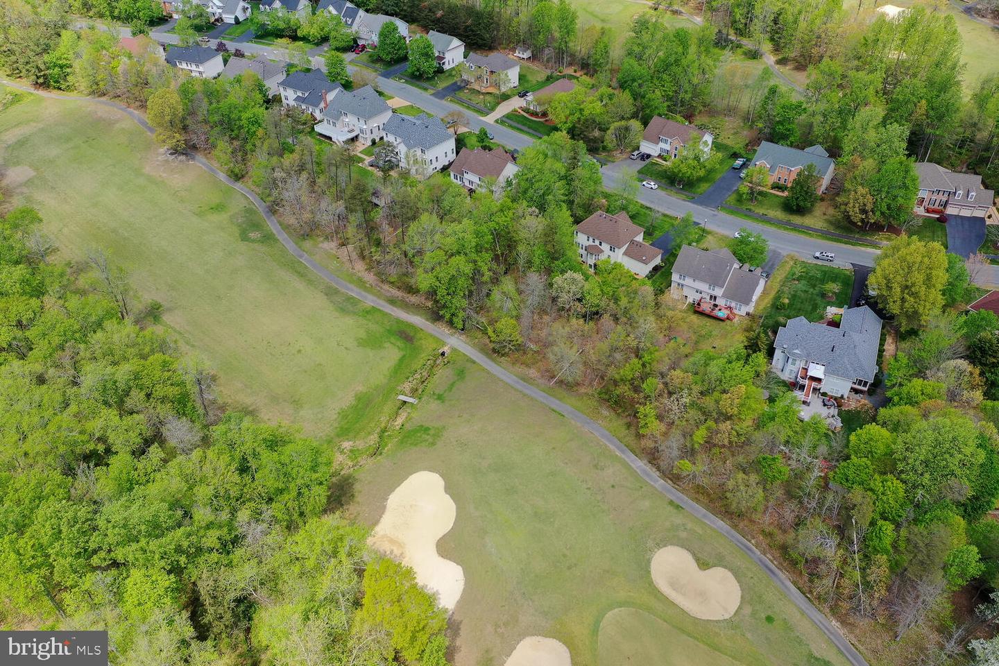 43 Lightfoot DRIVE