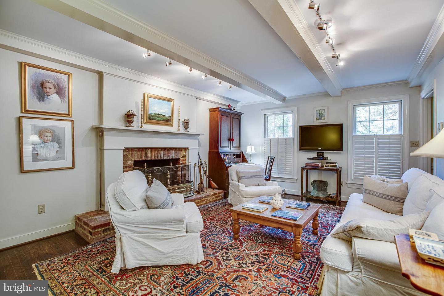 20 Aiken ROAD