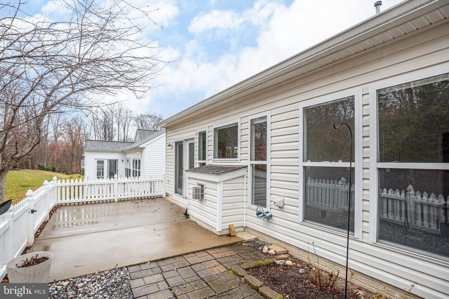 14 Norwood LANE