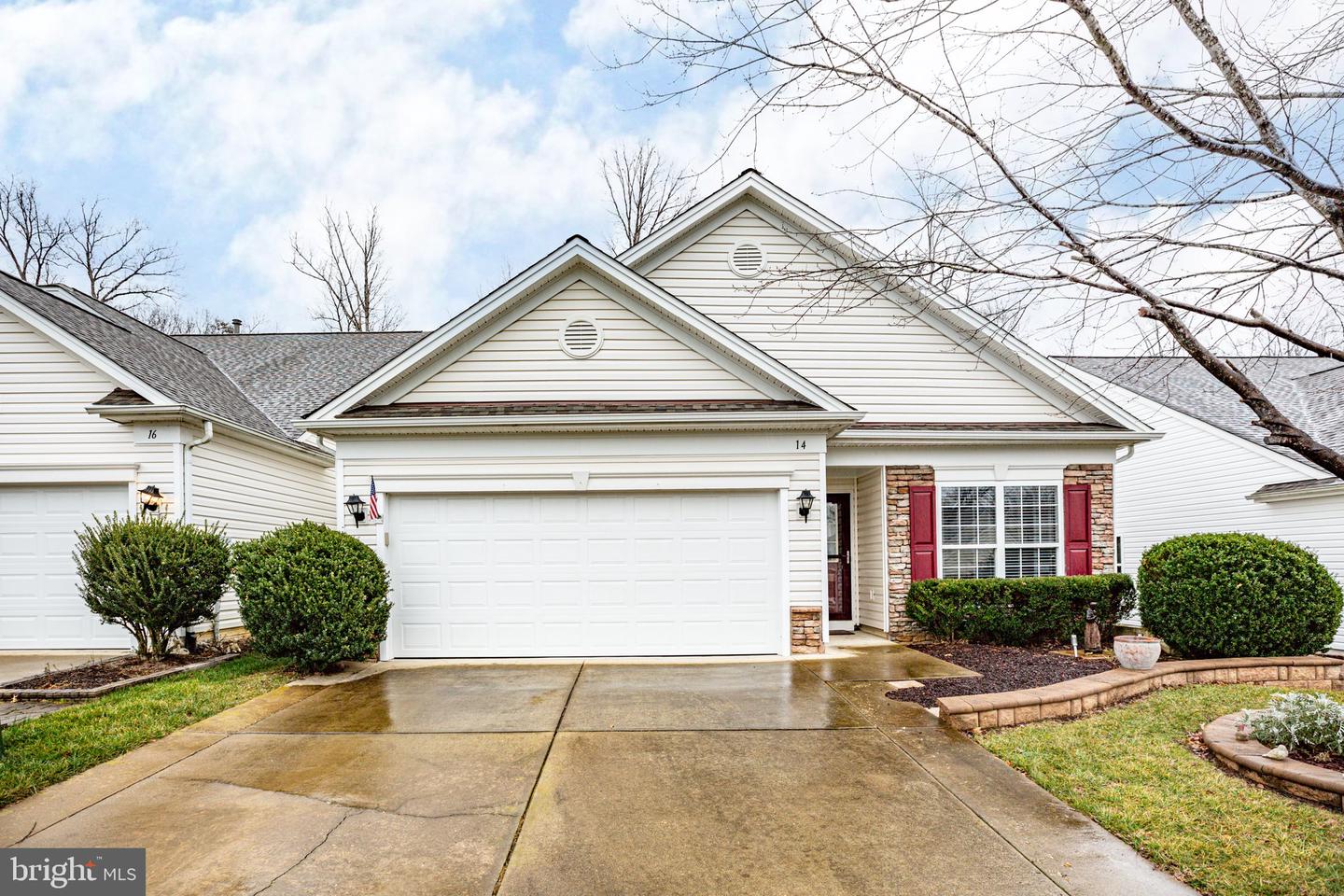 14 Norwood LANE