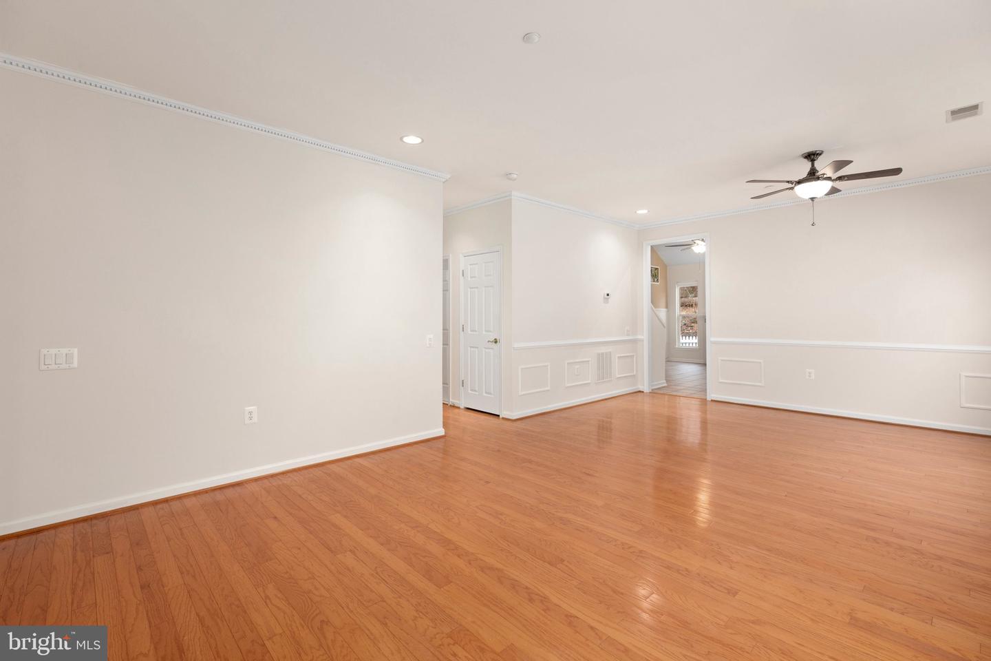 14 Norwood LANE
