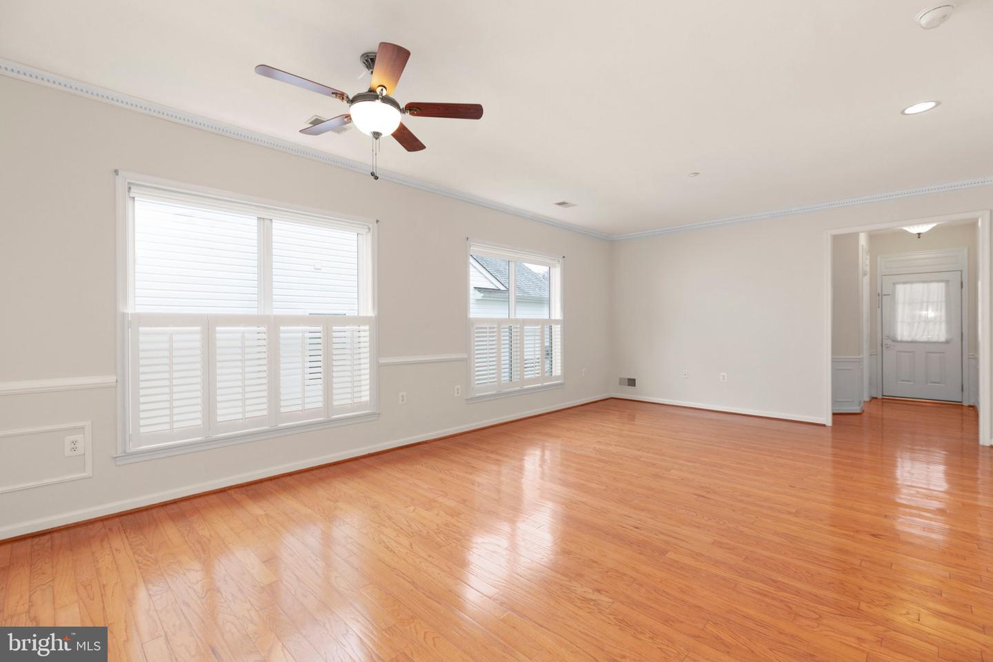 14 Norwood LANE
