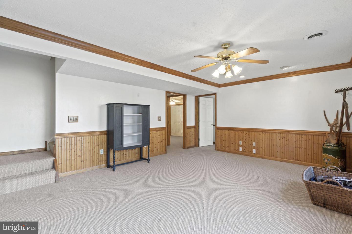 16 Live Oak LANE