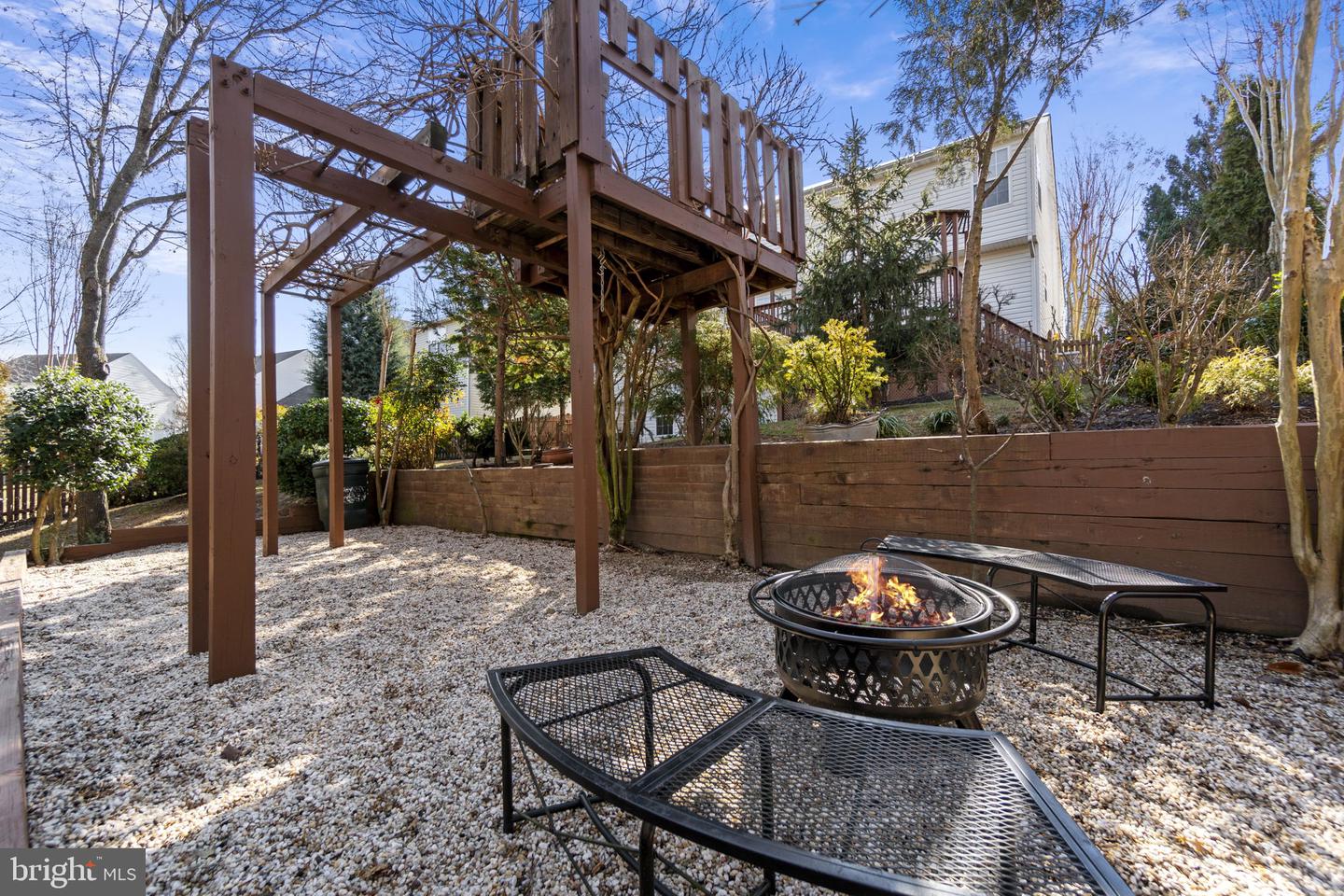 16 Live Oak LANE