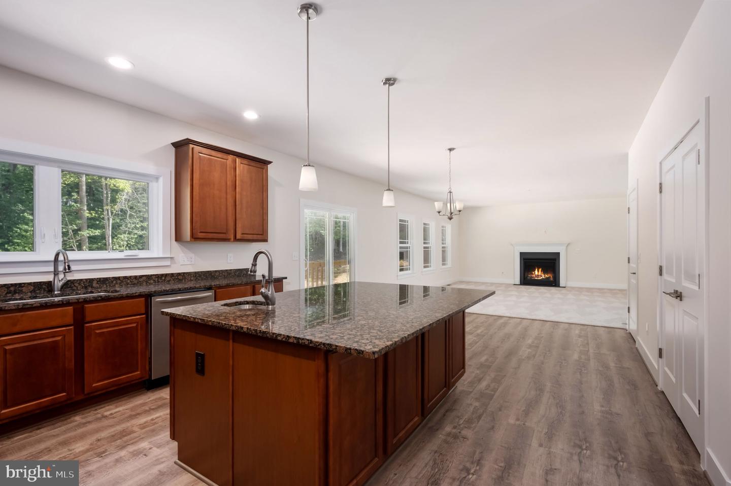 175 Stillwater LANE