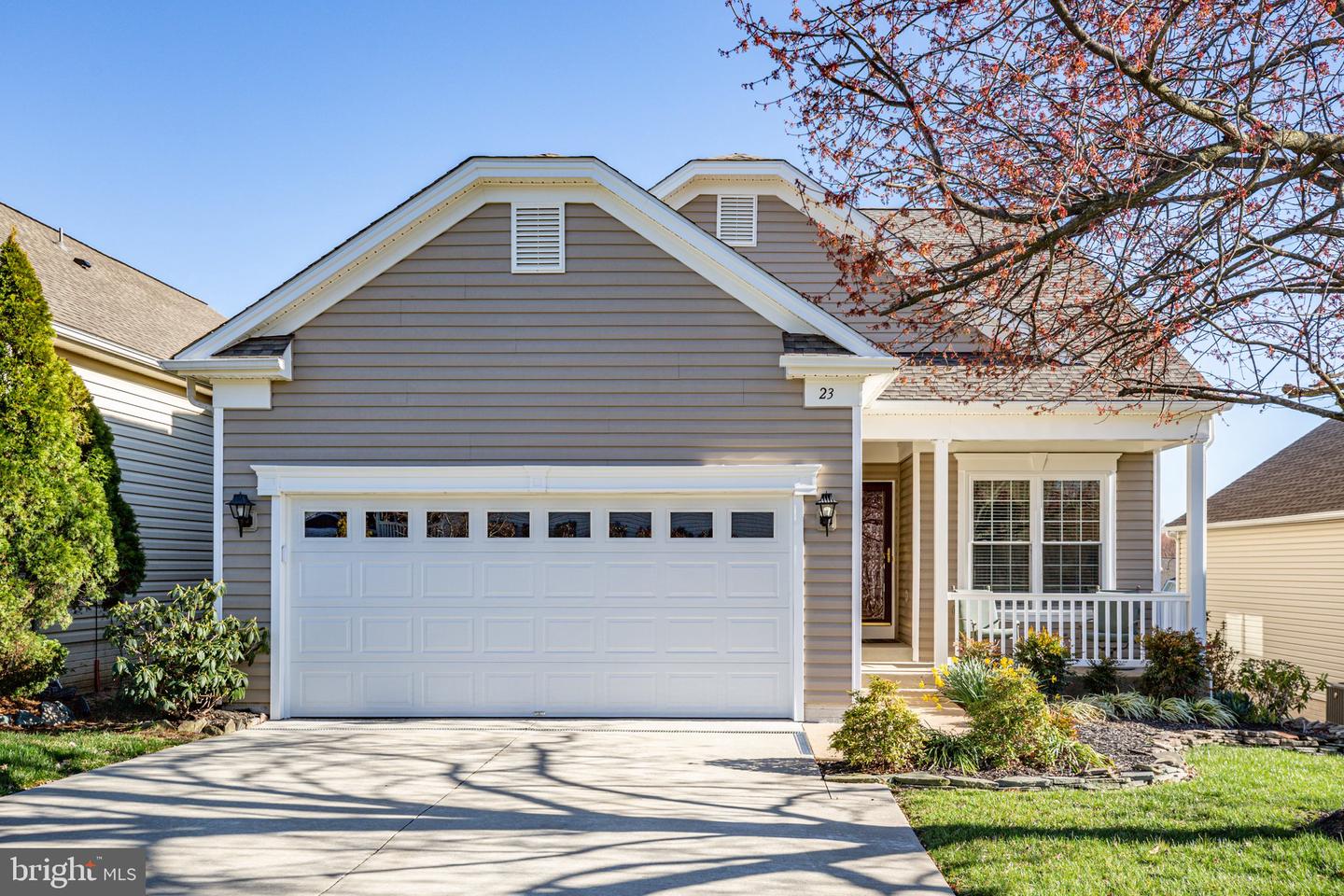 23 Buchanan COURT