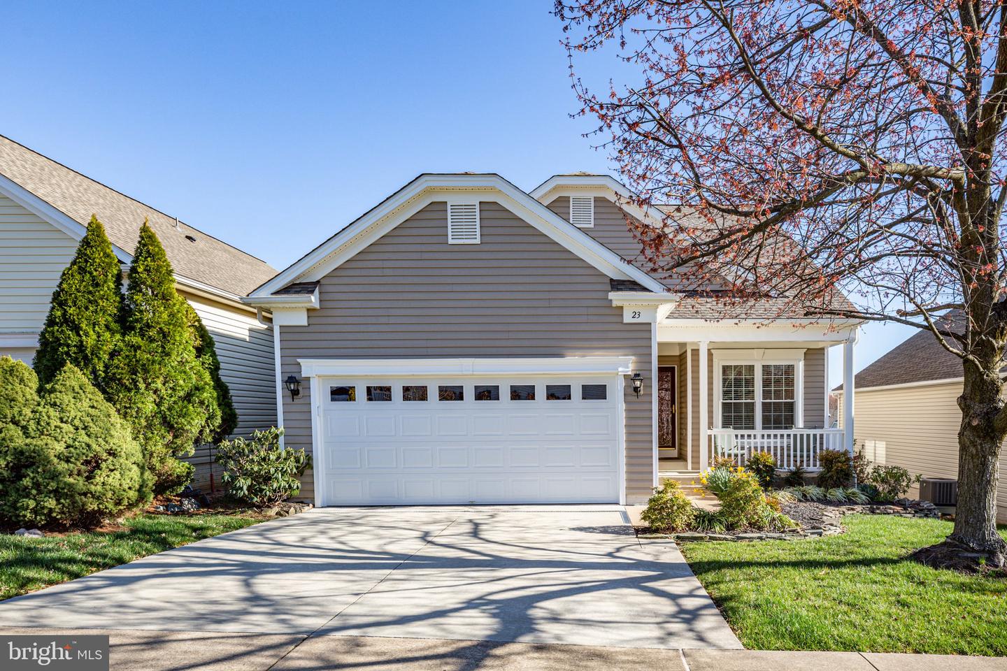 23 Buchanan COURT