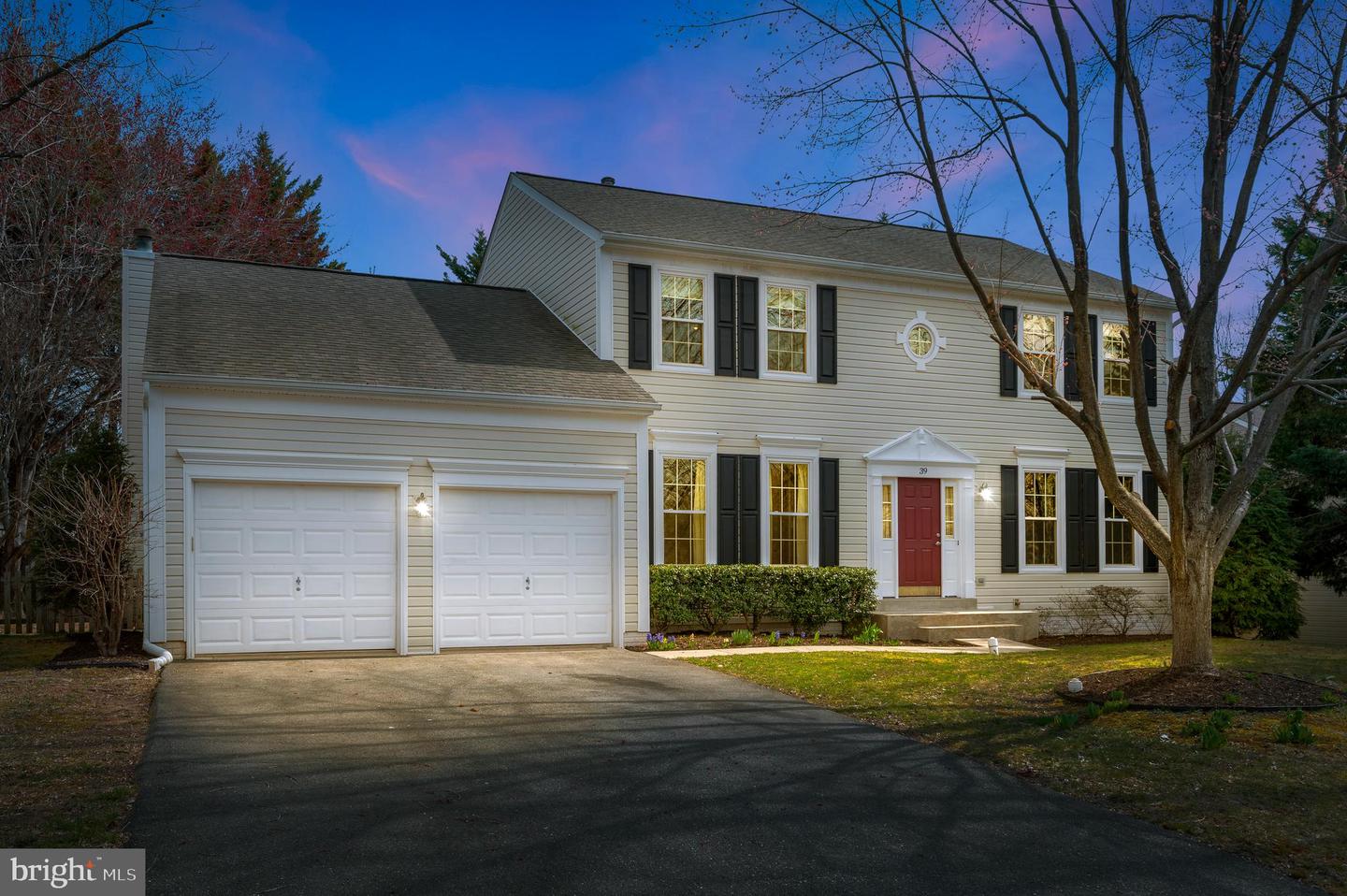 39 Westhampton COURT