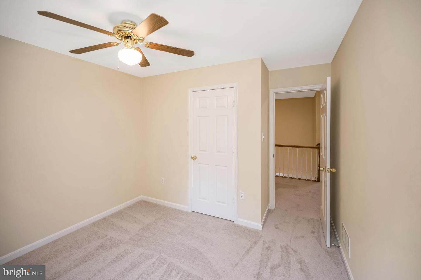 39 Westhampton COURT