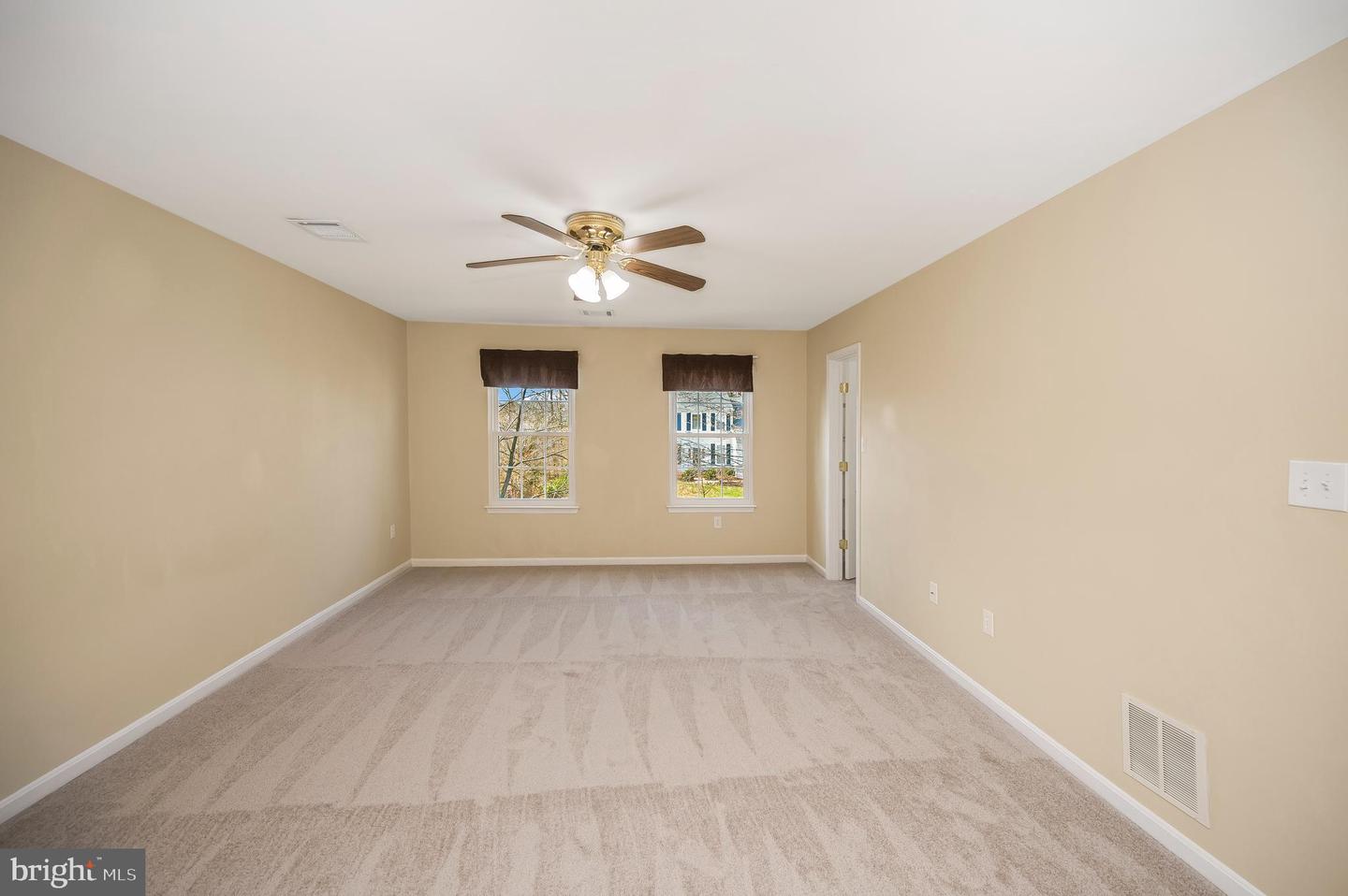 39 Westhampton COURT