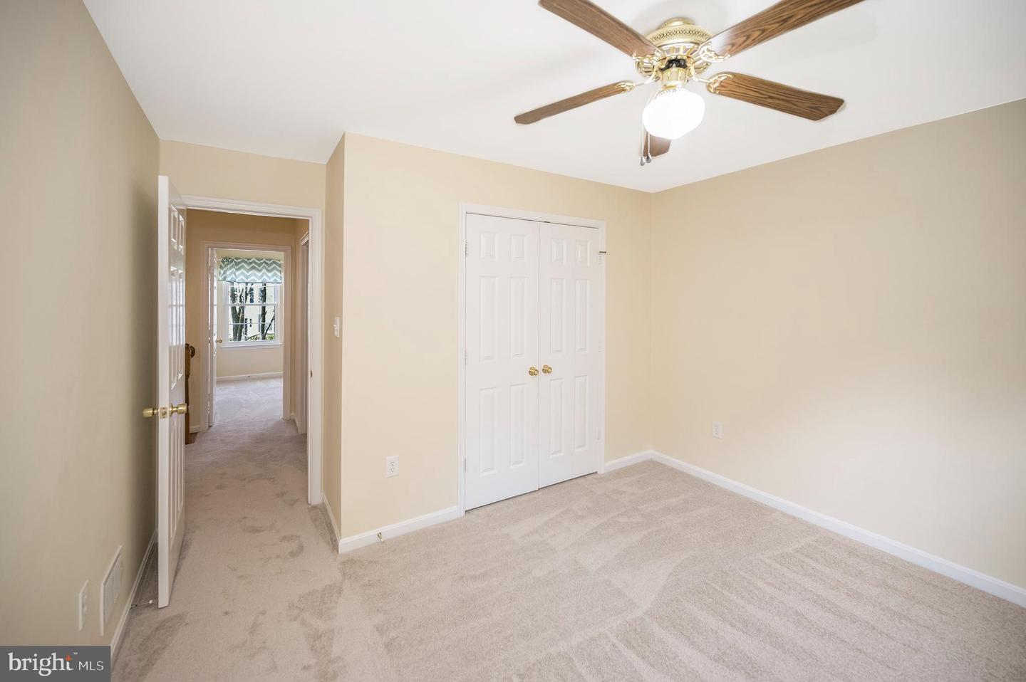 39 Westhampton COURT
