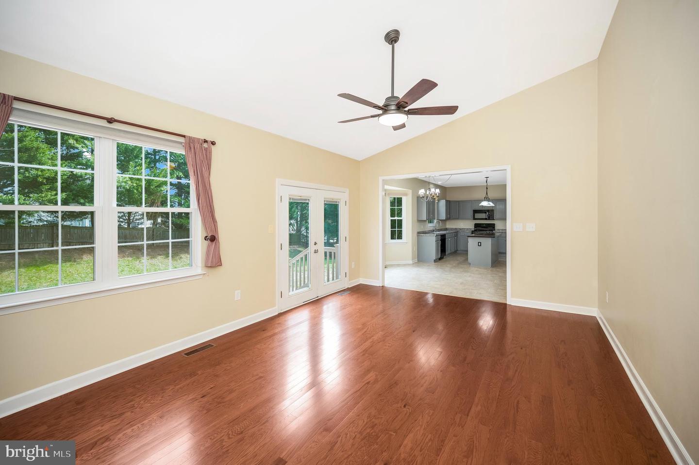 39 Westhampton COURT