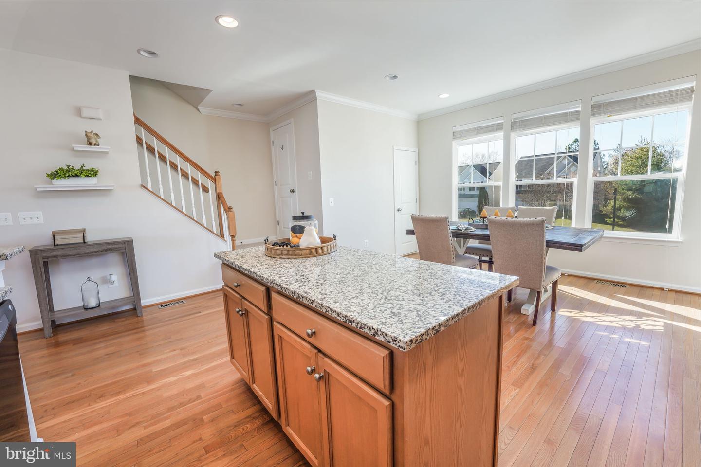 218 Woodstream BOULEVARD