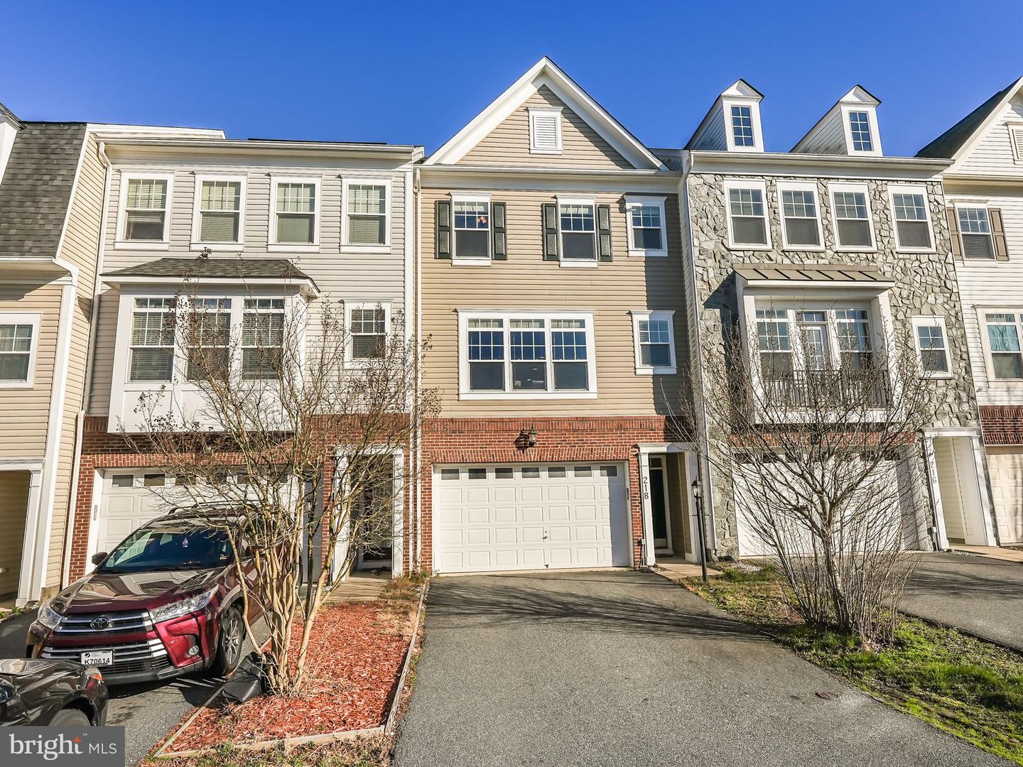 218 Woodstream BOULEVARD