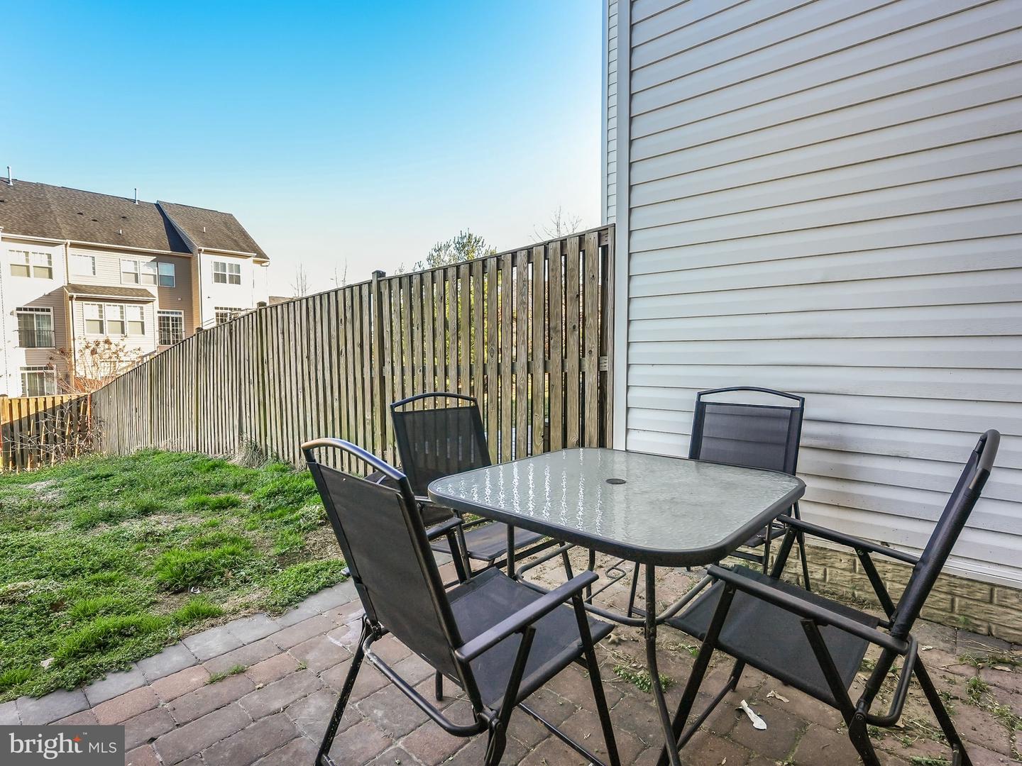 218 Woodstream BOULEVARD