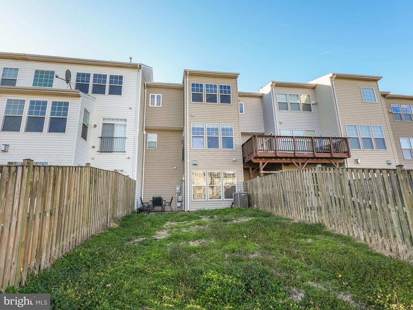 218 Woodstream BOULEVARD
