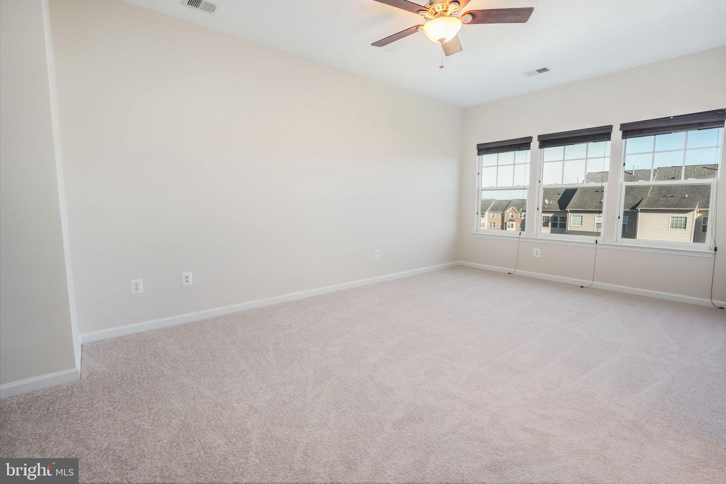 218 Woodstream BOULEVARD