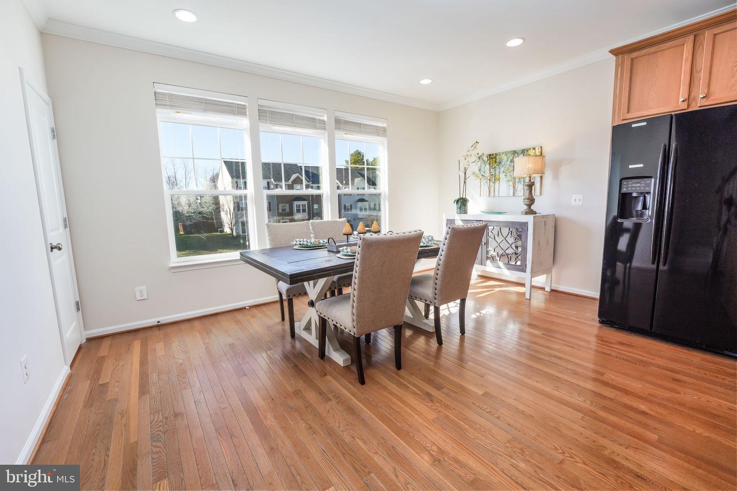 218 Woodstream BOULEVARD