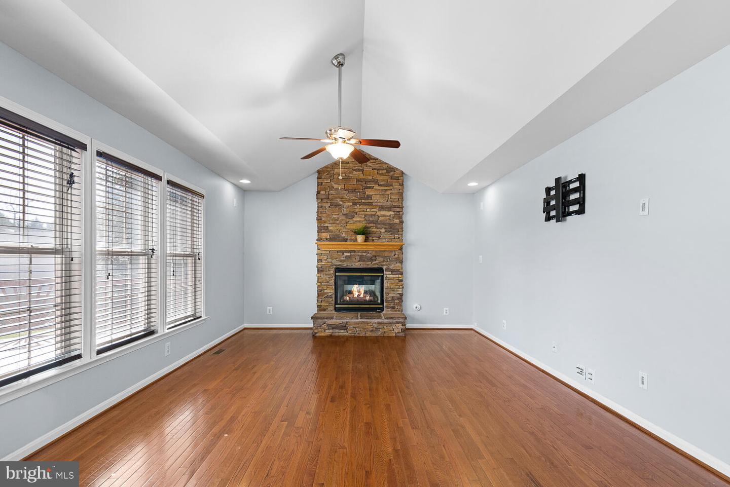 29 Ashcroft DRIVE