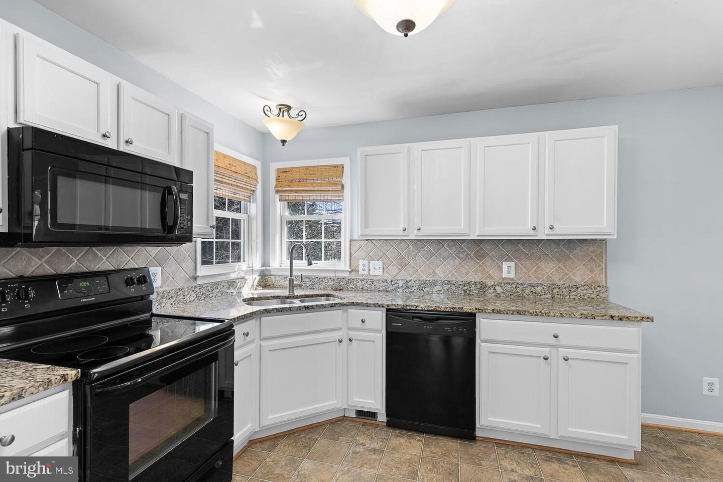 29 Ashcroft DRIVE