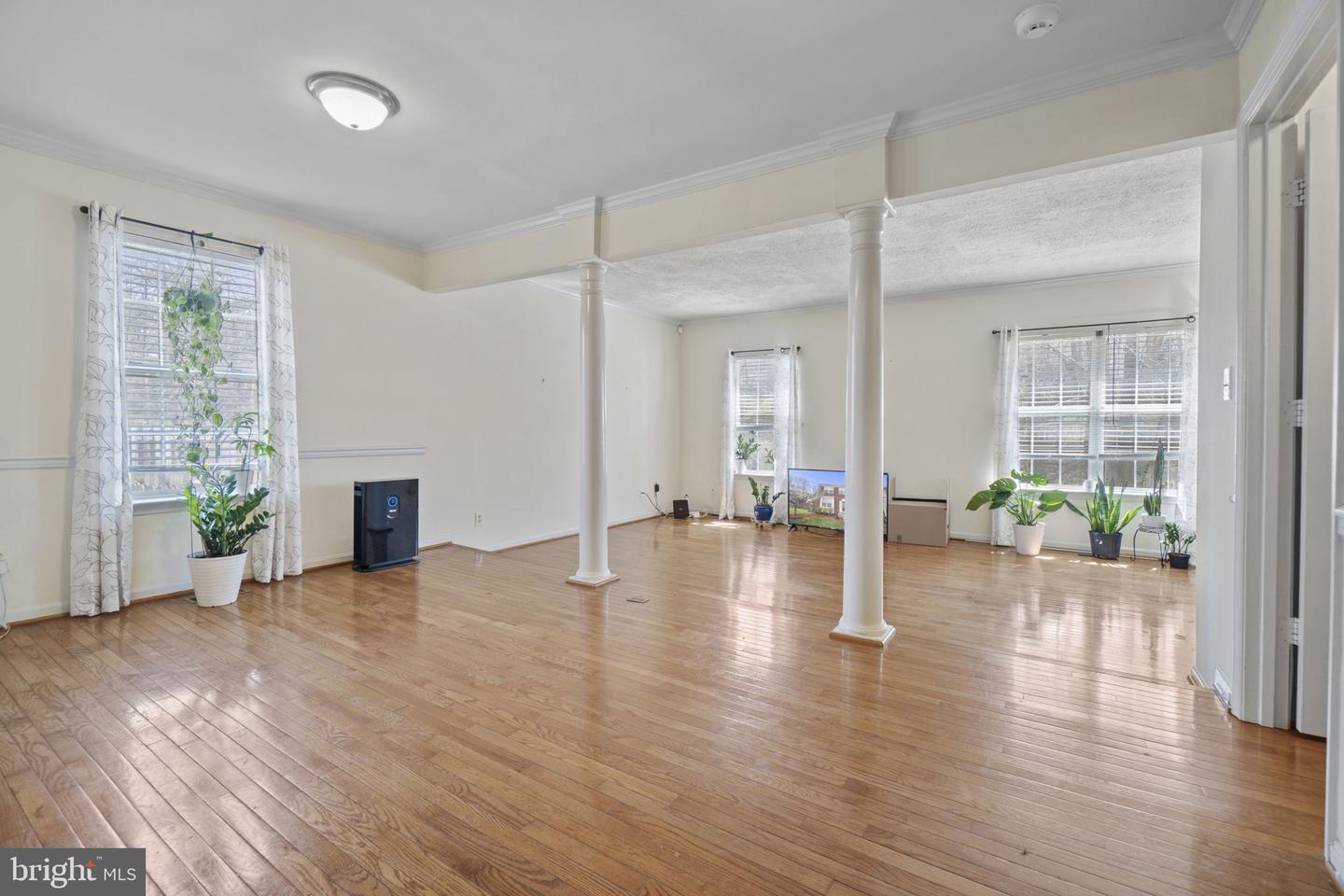 201 Bentley COURT