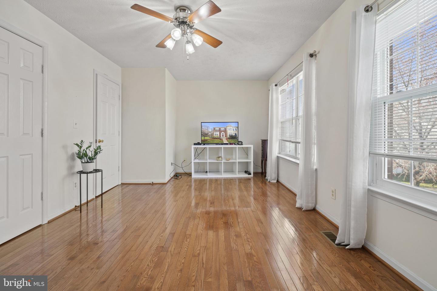 201 Bentley COURT