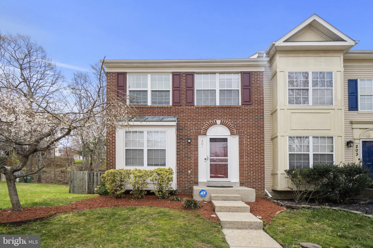 201 Bentley COURT