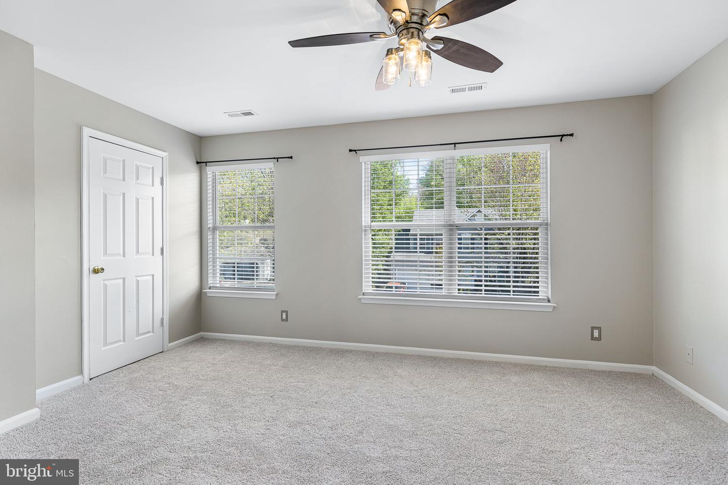 16 Sarrington COURT