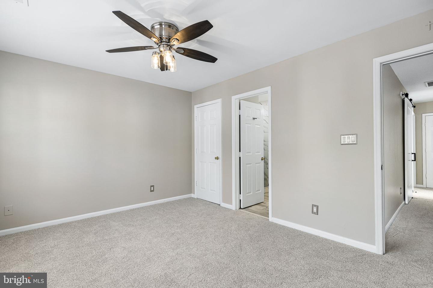 16 Sarrington COURT