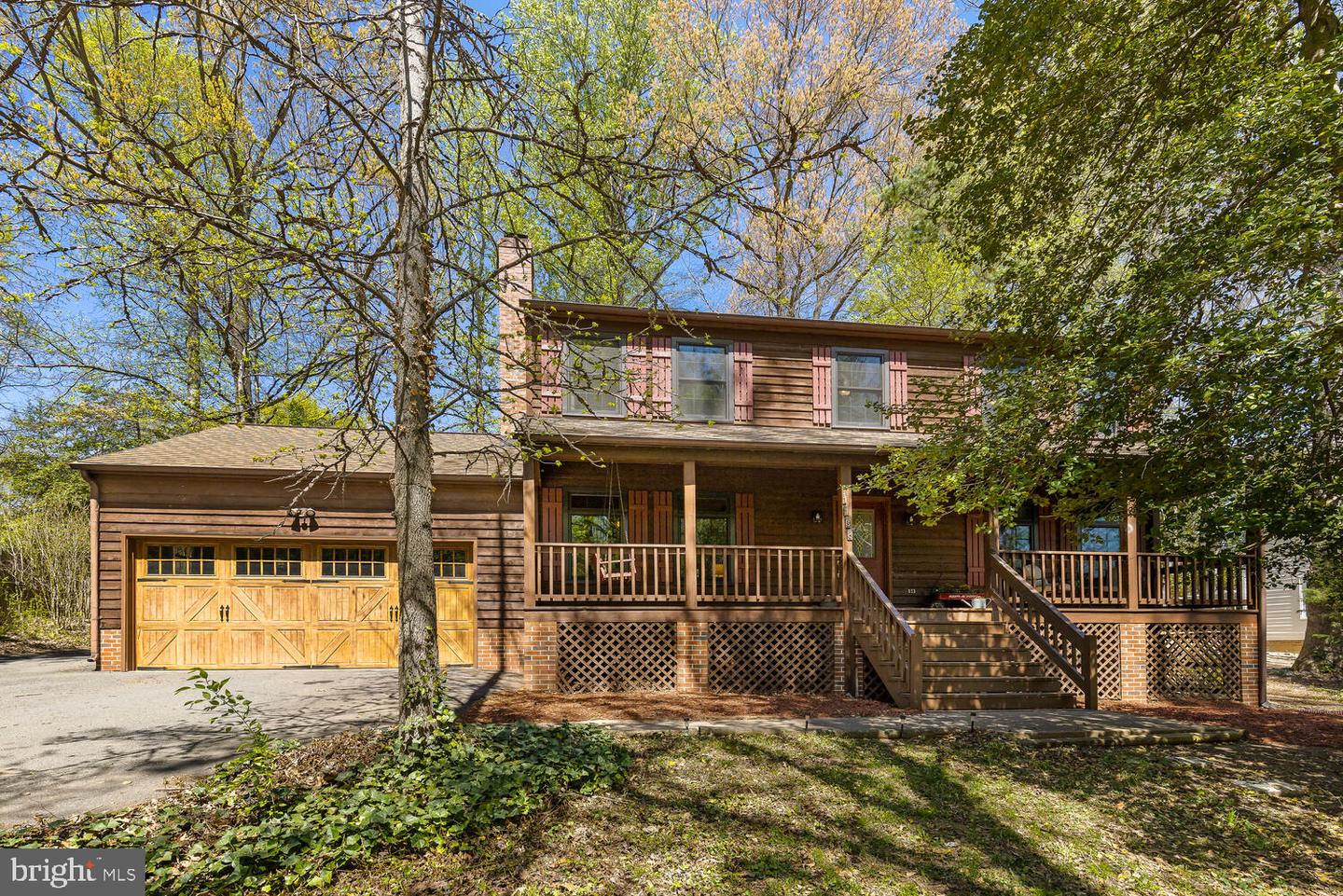 1136 Columbus DRIVE