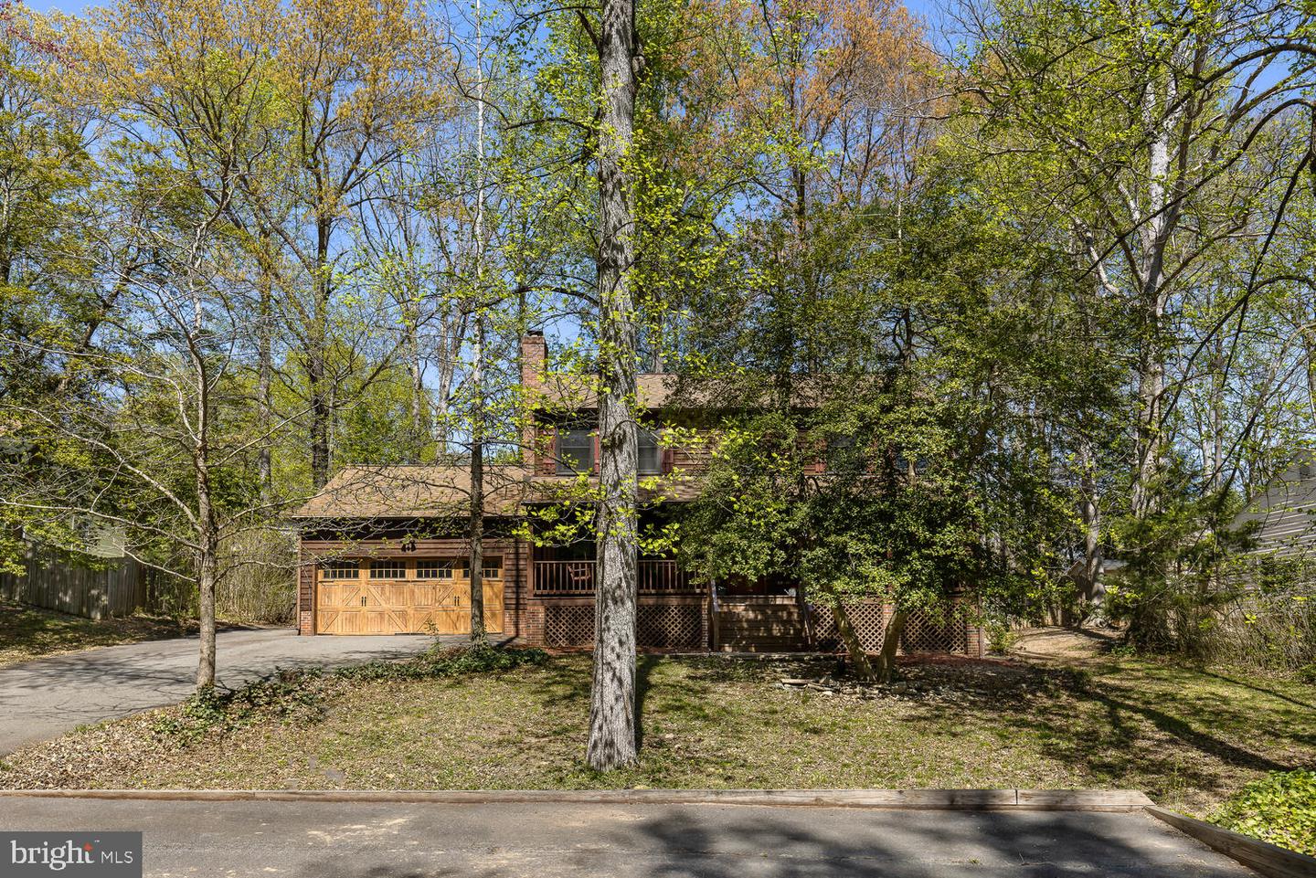 1136 Columbus DRIVE