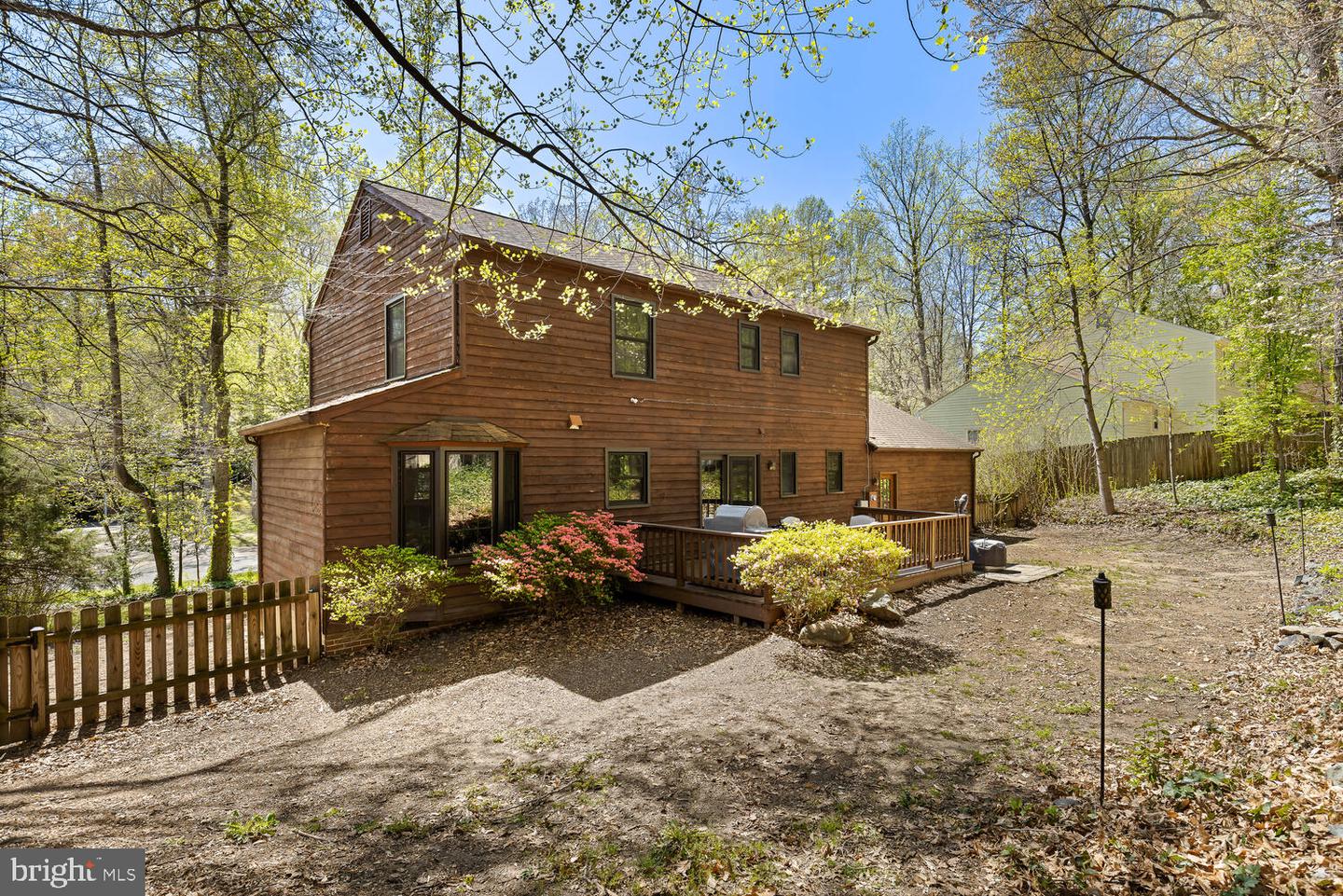 1136 Columbus DRIVE