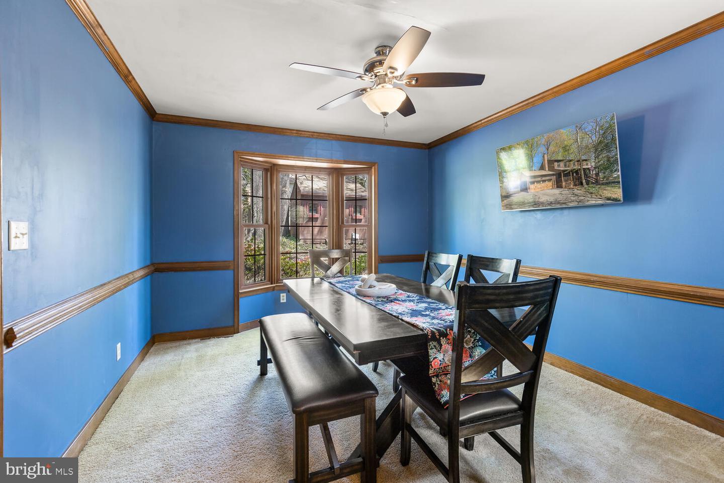 1136 Columbus DRIVE