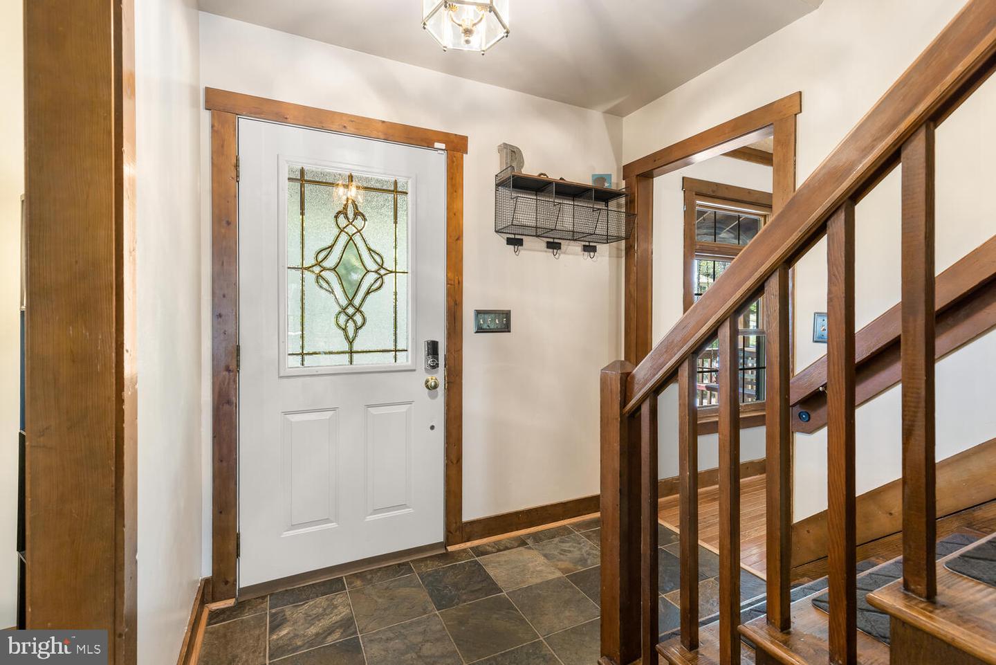1136 Columbus DRIVE