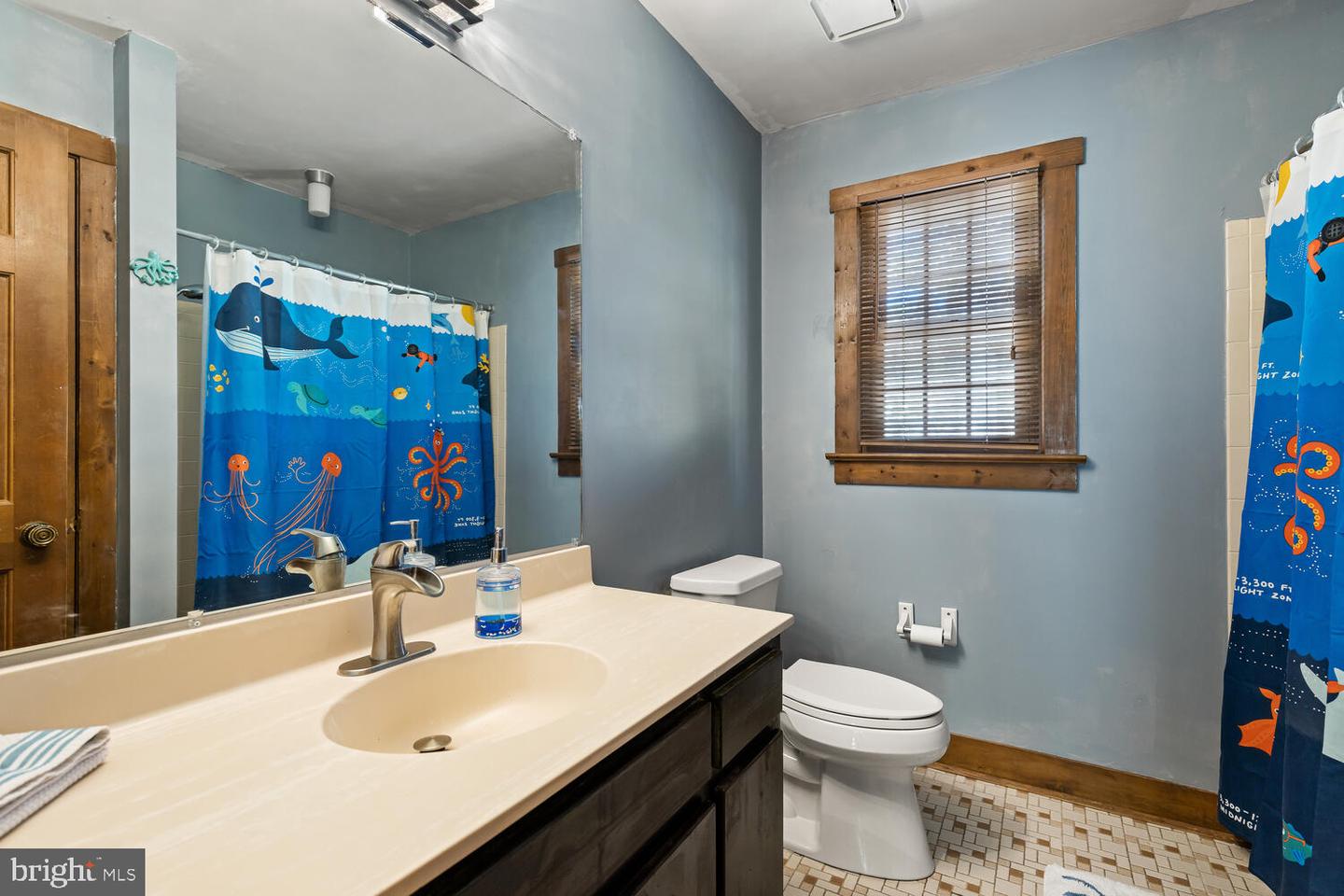 1136 Columbus DRIVE