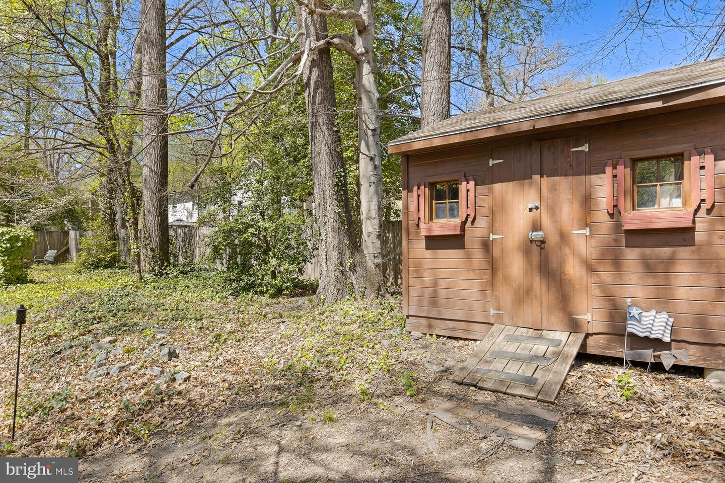 1136 Columbus DRIVE