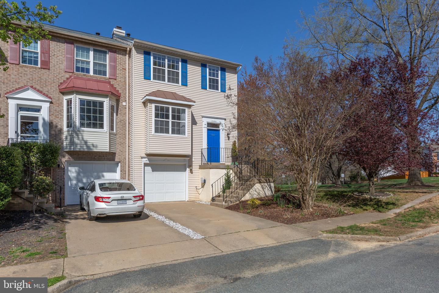 400 Club House ROAD