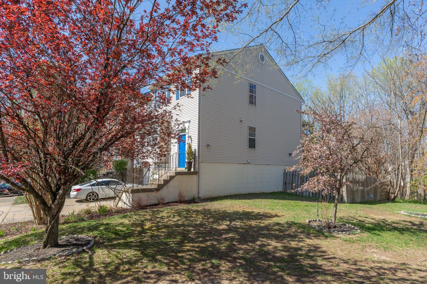 400 Club House ROAD