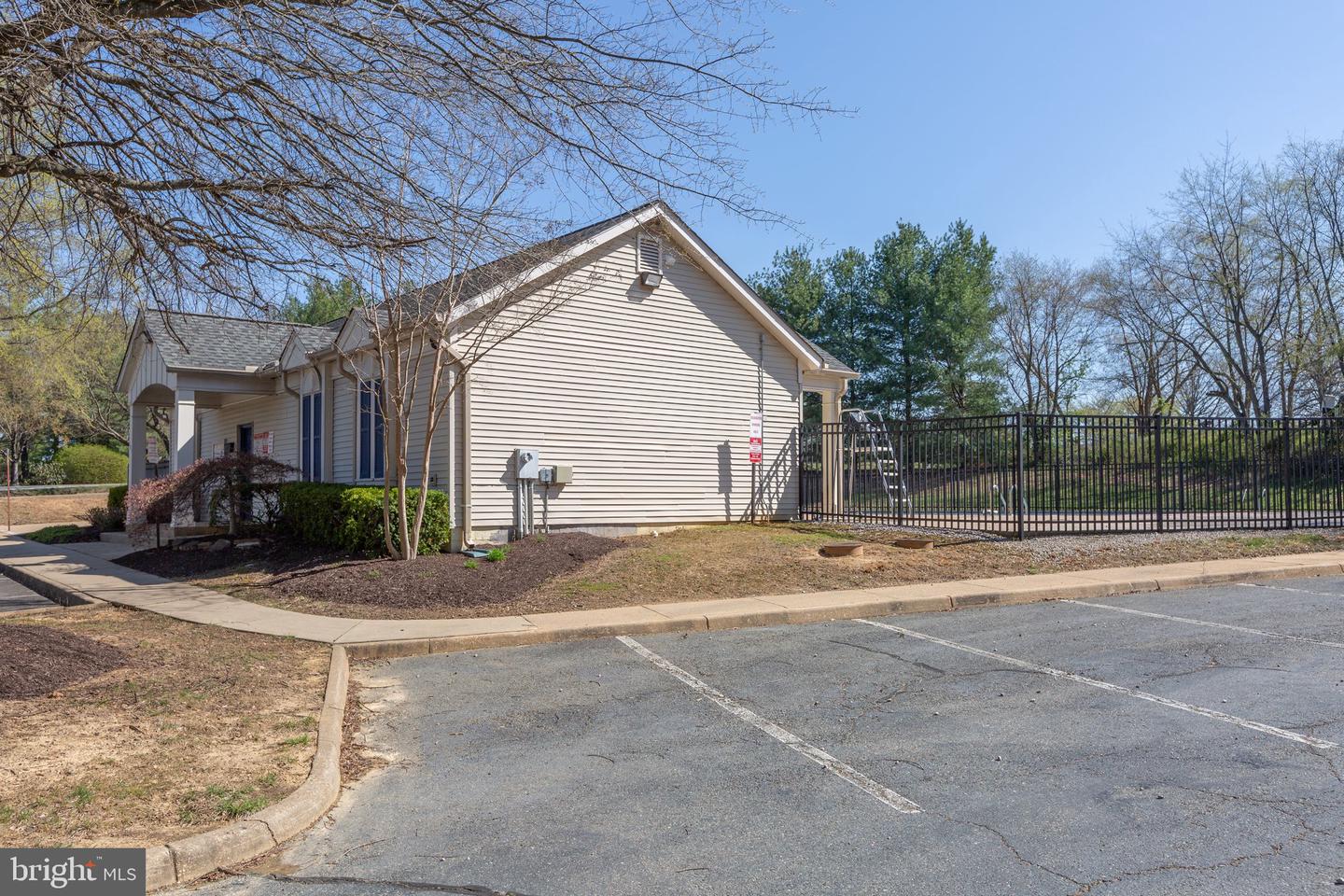 400 Club House ROAD