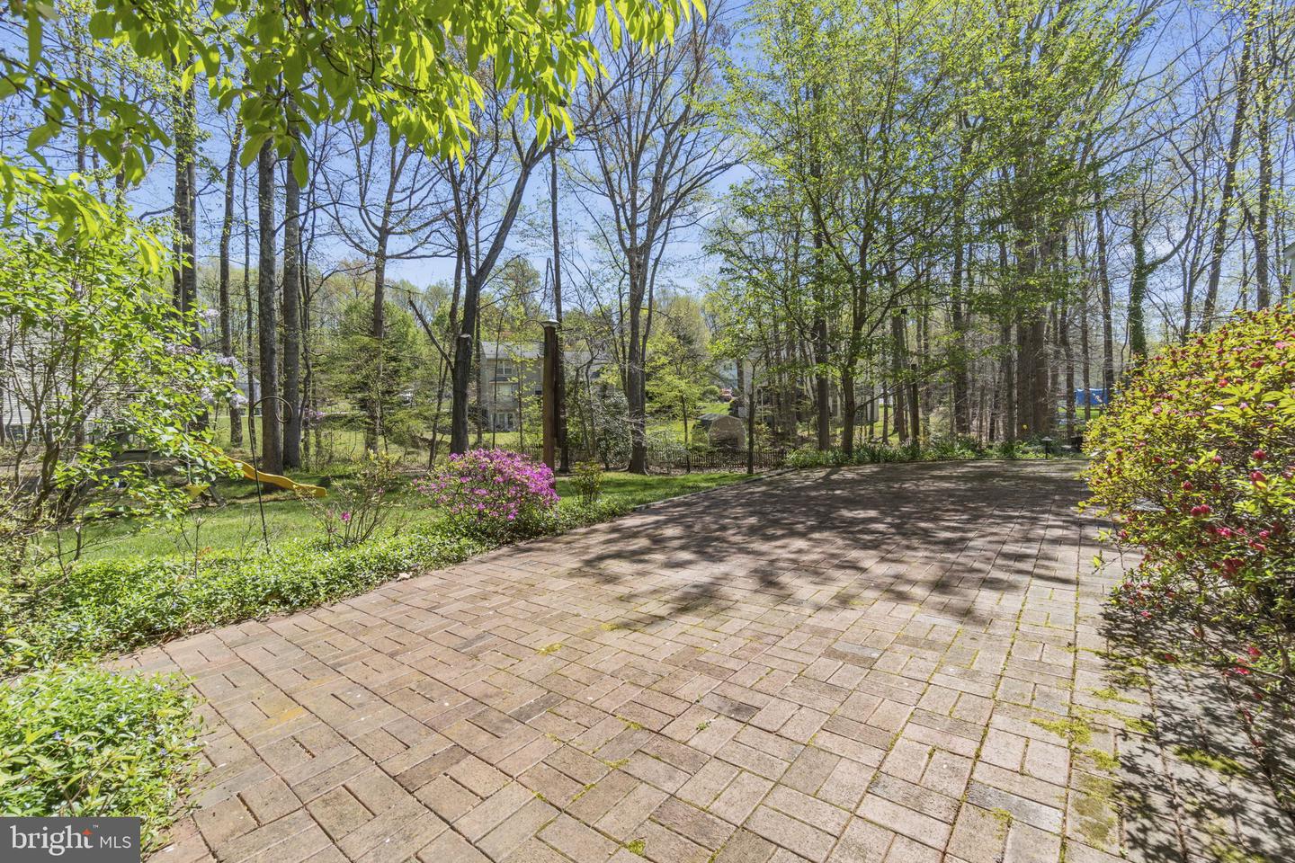 20 Evanshire DRIVE